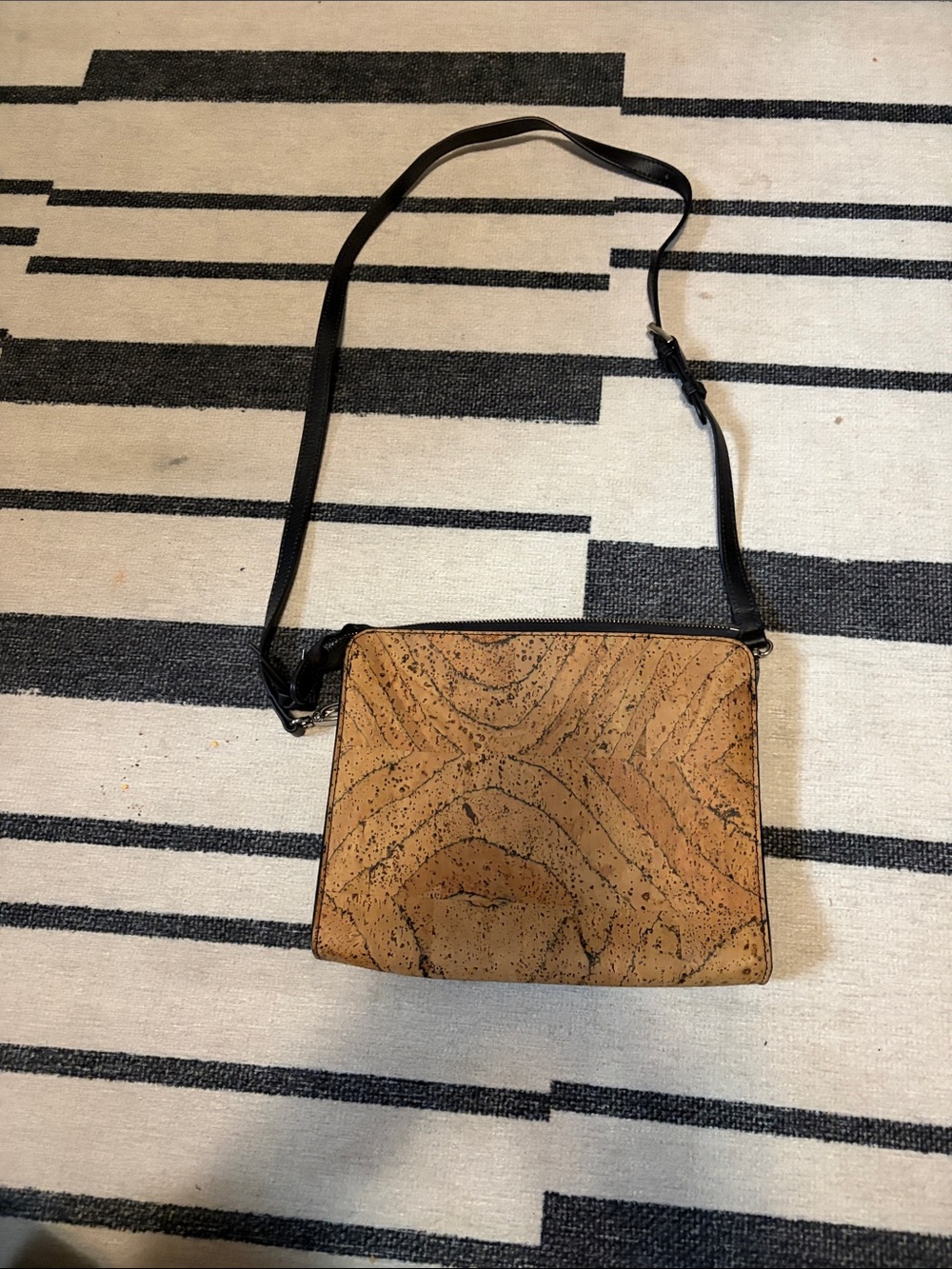 Queork (Rosemary) Crossbody Bag